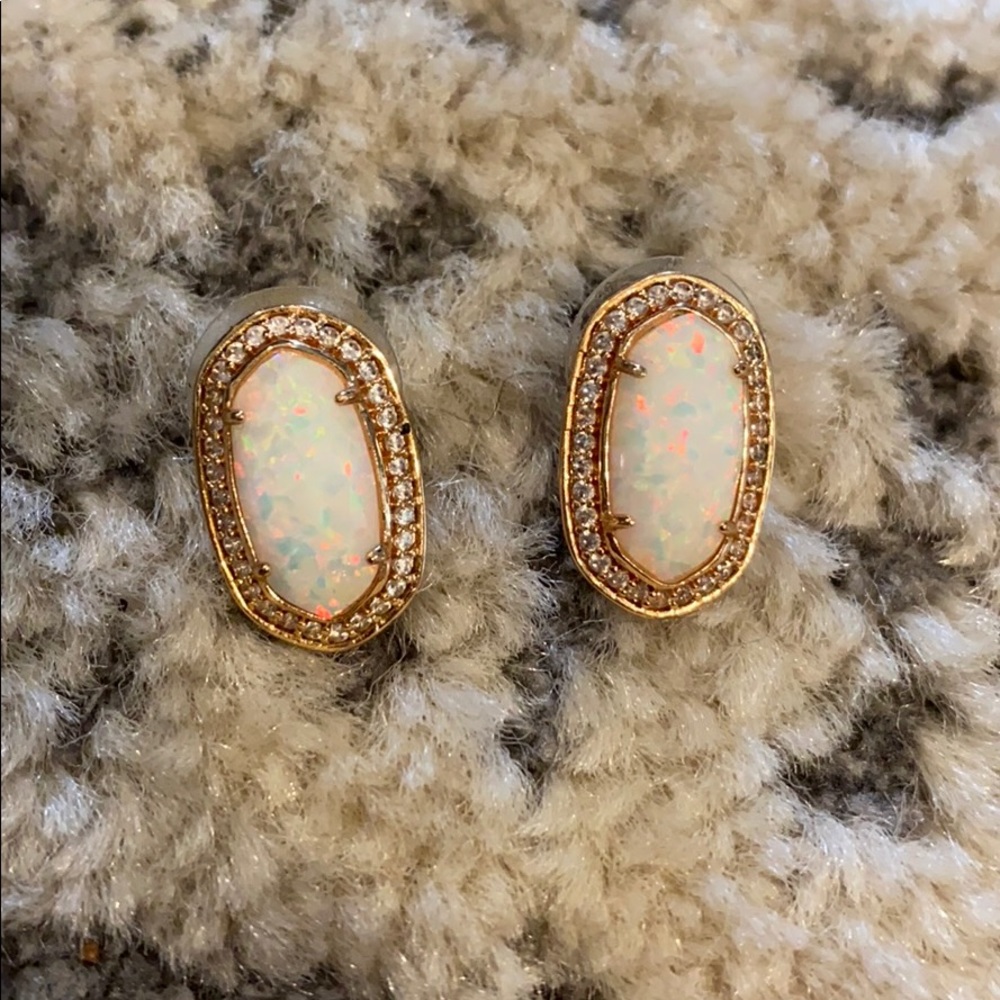 Kendra Scott studs
